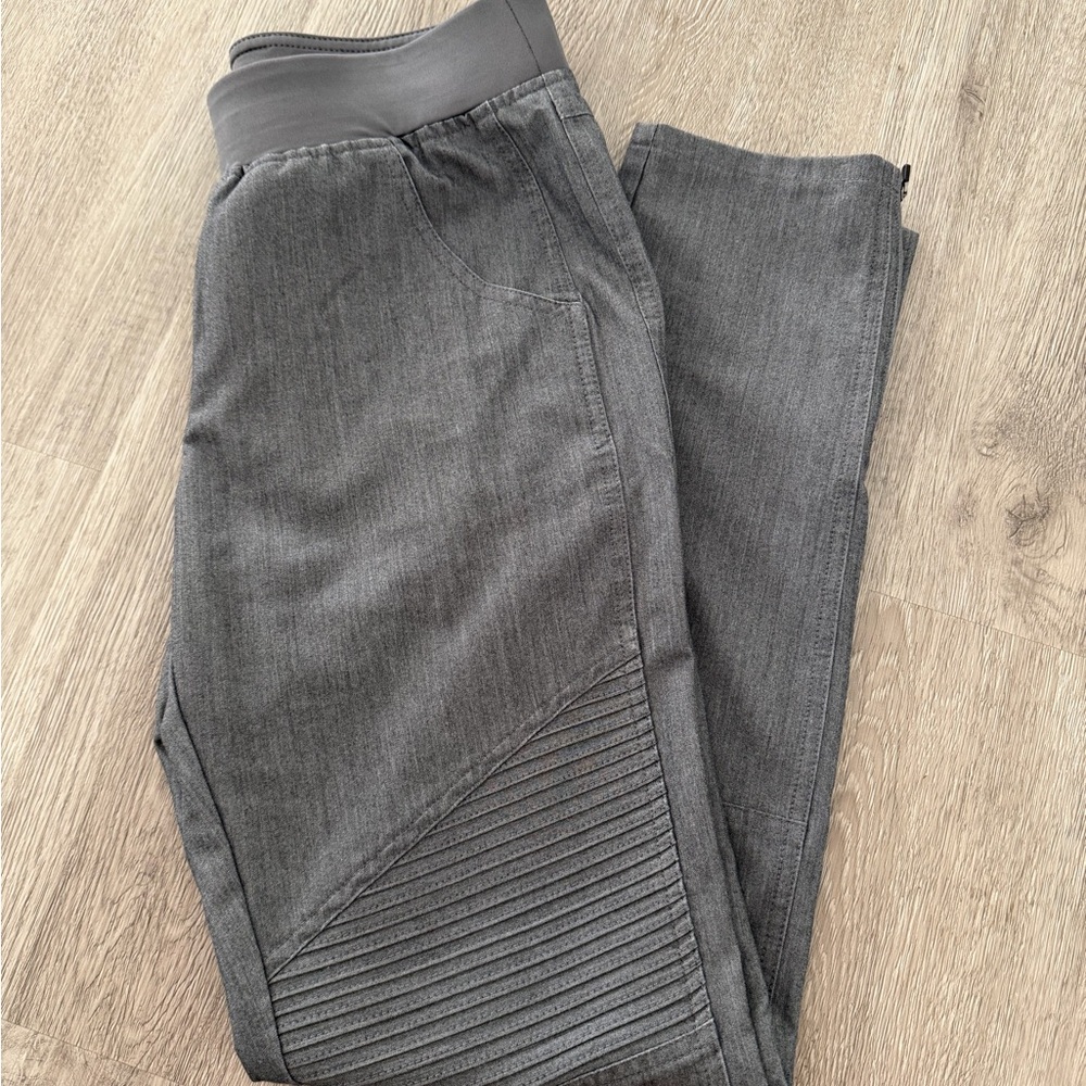 FIGS Kanye Moto Jogger Scrub Pants